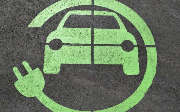 Od początku roku na Ukrainę sprowadzono rekordową liczbę pojazdów elektrycznych