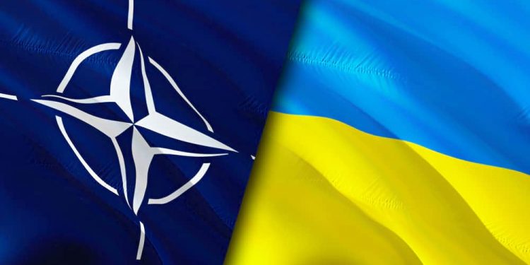 W USA i Wielkiej Brytanii pojawiły się nieporozumienia w związku z możliwym wejściem Ukrainy do NATO: szczegóły