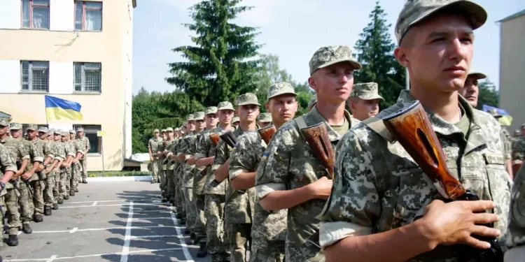 Polska przygotuje do wysłania na front jednostkę wojskową składającą się z Ukraińców mieszkających w kraju