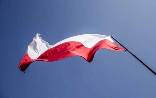 W Polsce od 1 lipca zostanie uruchomiona specjalna karta pobytu CUKR dla Ukraińców