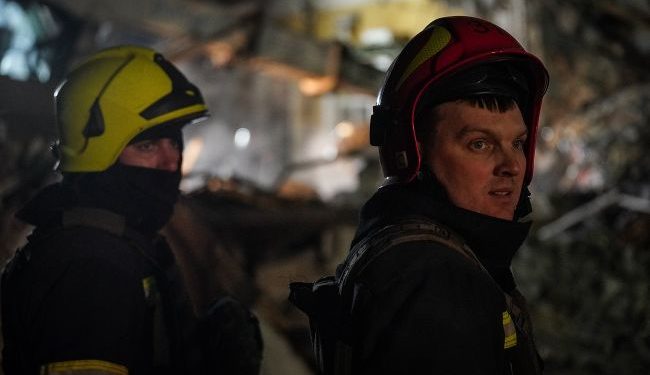 Siły zbrojne Federacji Rosyjskiej zarządziły atak rakietowy na obiekt energetyczny w pobliżu obwodu lwowskiego, rozpoczął się pożar