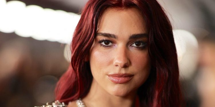 Dua Lipa po raz pierwszy oficjalnie przedstawiła swojego chłopaka: co o nim wiemy?
