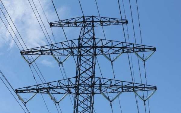 UE zwiększyła limit importu energii elektrycznej dla Ukrainy