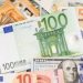 Kursy walut na weekend 19-20 października: ile kosztuje dolar, euro i złoty