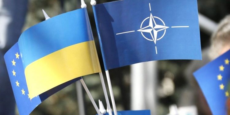 Przystąpienie Ukrainy do NATO: Zełenski przedstawił ważne wyjaśnienie