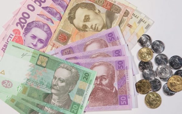 NBU zacznie wycofywać z obiegu stare banknoty o nominałach 50 i 200 hrywien