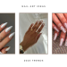 Pomysły na manicure zima 2025 – paznokcie „White Chrome” dla królowej lodu