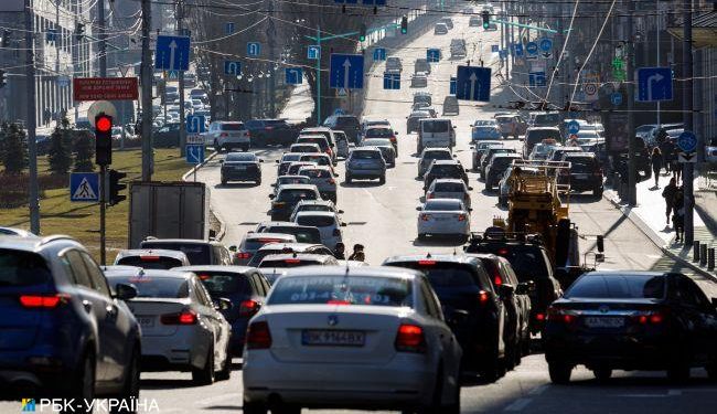 Staniesz się bardziej ekologiczny. Jak zmienić sygnalizację świetlną na Ukrainie od 1 maja 2025 r