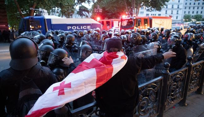 W Gruzji opozycja chce organizować gwałtowne protesty