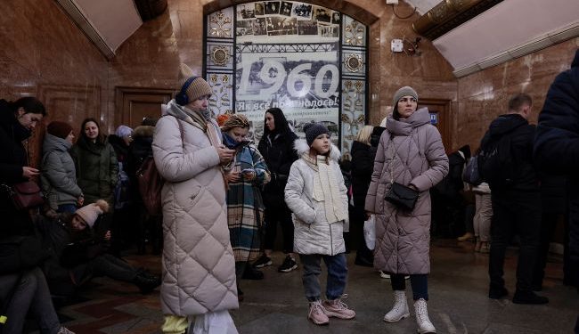 W Kijowie kolejna osoba została niedawno zaniepokojona atakiem drona