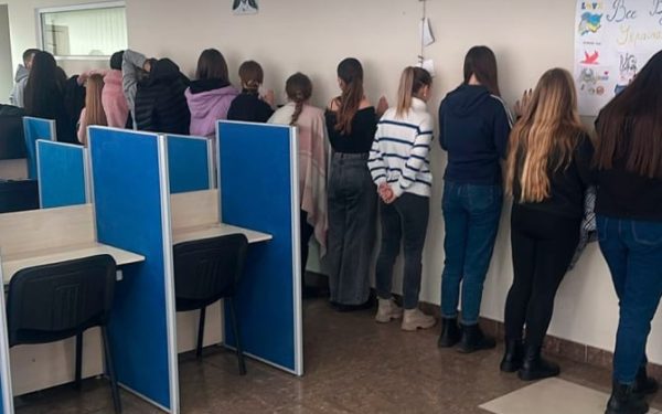 BEB zdemaskował sieć call center, która oszukała Ukraińców na ponad 100 milionów (zdjęcie)