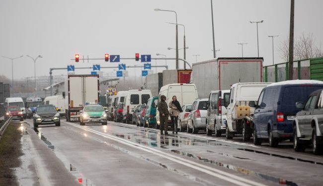 W obwodzie wołyńskim milicjant i zaliznik zostali skazani za pomoc oszustowi: co wiemy?