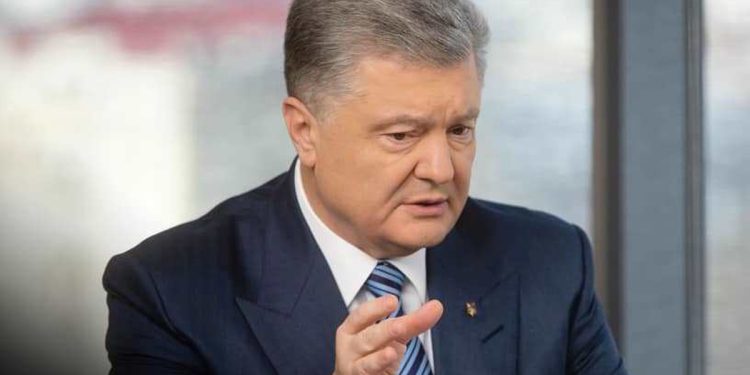 Poroszenko skrytykował obecną taktykę Sił Zbrojnych Ukrainy: o co zarzuca dowództwo
