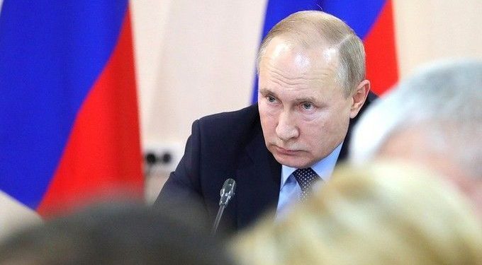 Putin znowu pobrzękuje szablą: „Zachód sprowadza Federację Rosyjską na czerwoną linię”