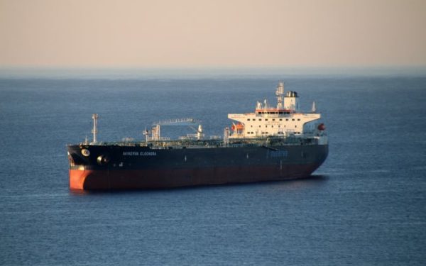 Firmy z Dubaju są właścicielami co najmniej 55 statków rosyjskiej „floty cieni” — media