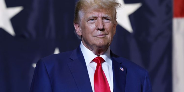 Donald Trump podpisuje ważne rozporządzenia wykonawcze pierwszego dnia prezydentury