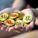 Standard Chartered przewiduje, że Bitcoin będzie wart 500 tysięcy dolarów za 3 lata, Deribit opuszcza Federację Rosyjską: co nowego