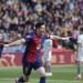 Barcelona odnosi skromne zwycięstwo, dzięki któremu Real Madryt i Atletico Madryt kontynuują walkę o tytuł mistrza La Liga (wideo)