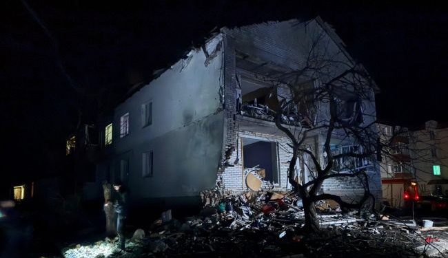 Rosjanie zaatakowali „Shahedem” społeczność w pobliżu Sum, niszcząc budynki mieszkalne