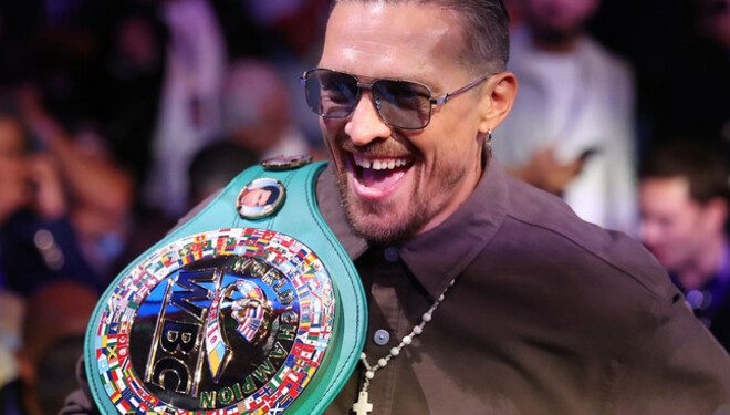 Frank WARREN: „Usyk ma trzy opcje. Odda tytuł”.