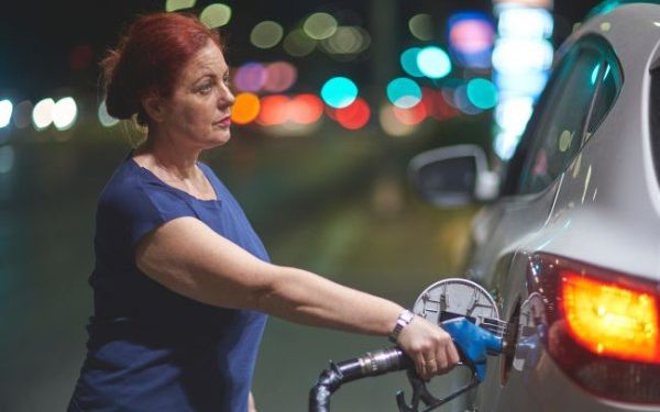 Zła benzyna: jak wpływa na Twój samochód i jak to naprawić