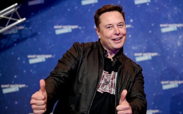 Musk ogłasza sprzedaż X swojemu własnemu startupowi: Co się zmieni dla użytkowników