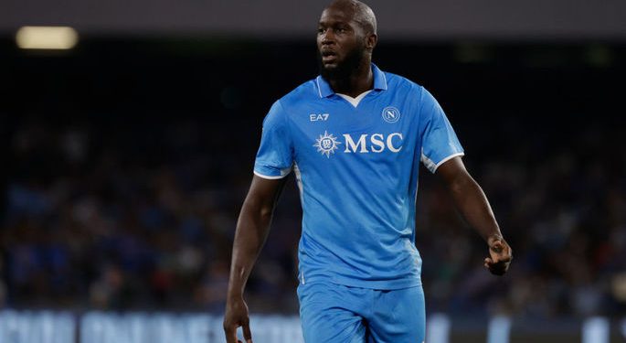 Gospodarze utrzymali prowadzenie, mimo presji ze strony Rossonerich. Napoli – Mediolan 2:1. Przegląd meczu