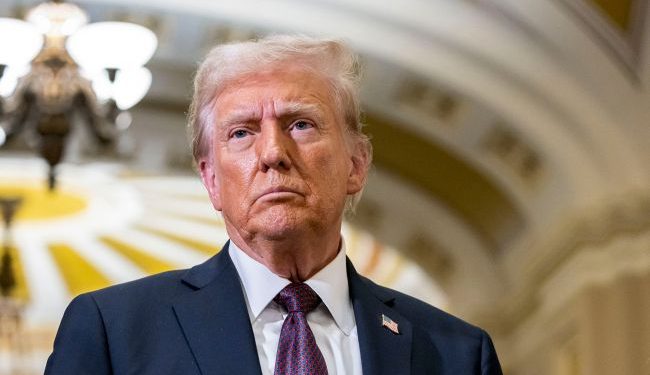 Sędzia nakazał administracji Trumpa przywrócenie dostępu do Białego Domu dla dziennikarzy AP