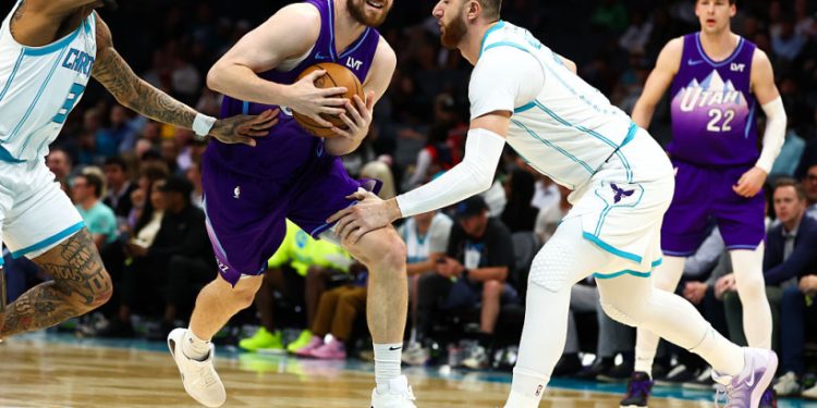 Utah z Mykhailiukiem przegrało z Charlotte, Lakers pokonali Houston u siebie w NBA