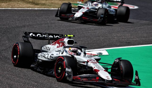 Horner: RB21 musi być inaczej skonfigurowany dla Maxa i Yuki