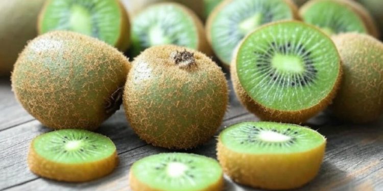 Jak kiwi pomaga utrzymać wzrok: Korzyści z owoców dla oczu