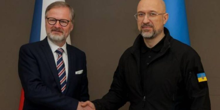 Ukraina i Czechy wspólnie będą szkolić pilotów myśliwców F-16