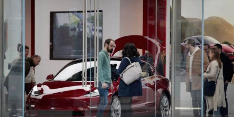 Tesla straciła lidera na europejskim rynku samochodów elektrycznych na rzecz chińskiej firmy BYD
