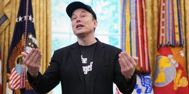 Elon Musk nazwał projekt ustawy Trumpa „obrzydlistwem”
