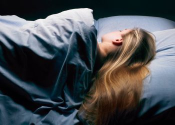 Jak zmienia się sen po 40. roku życia: główne cechy
