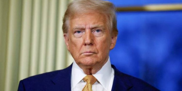 Trump ogłosił zawarcie umowy między Iranem a Izraelem, stwierdzając, że pokój zostanie osiągnięty dzięki handlowi i jego wysiłkom dyplomatycznym, które porównał do poprzednich sukcesów.