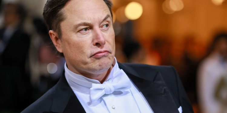 Elon Musk skrytykował plan podatkowy Trumpa, twierdząc, że zniszczy on miejsca pracy, zaszkodzi gospodarce i uderzy w Partię Republikańską.