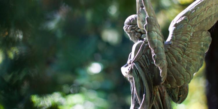 Dzień Anioła Wiry: kiedy obchodzony, historia, znaczenie imienia i życzenia
