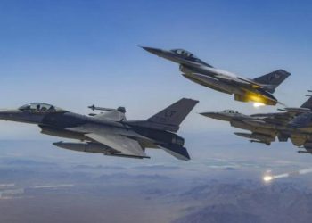 Podczas odpierania rosyjskiego ataku zginął pilot F-16 Maksym Ustymenko. Zniszczył siedem celów i odprowadził samolot z dala od osiedli, ale nie zdążył się katapultować.