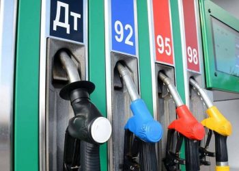 Ceny diesla w Europie rosną szybciej niż ceny ropy z powodu konfliktu izraelsko-irańskiego. UE przygotowuje nowe sankcje na paliwo z rosyjskiej ropy.