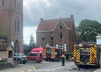 16-letni Ukrainiec w Belgii przyznał się do zamordowania matki i siostry oraz podpalenia mieszkania. Sprawą zajmie się sąd dla nieletnich.