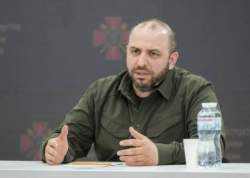 Ukraina planuje wielokrotnie zwiększyć liczbę uderzeń dalekozasięgowymi dronami na terytorium Rosji i przygotowuje kontrakty na dziesiątki tysięcy nowych bezzałogowców.