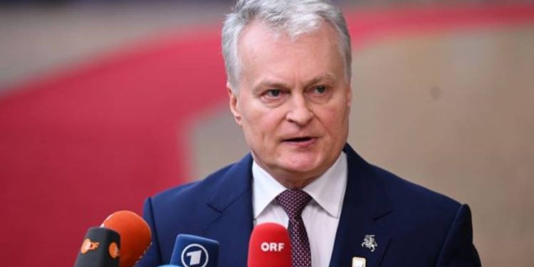 Nausėda skrytykował Merza za niedotrzymanie obietnicy sankcyjnej wobec Rosji i wezwał do radykalnego 18. pakietu: energetyka, banki, flota.