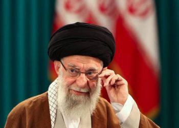 Iran wyraził gotowość do deeskalacji konfliktu z Izraelem i wznowienia negocjacji ze Stanami Zjednoczonymi w sprawie umowy nuklearnej — pod warunkiem neutralności Waszyngtonu.