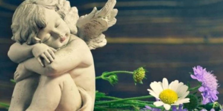 Dowiedz się, kiedy są imieniny Jegora, co oznacza to imię i jak złożyć życzenia wierszem, prozą lub kartką.