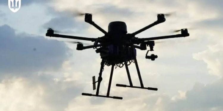 Ministerstwo Obrony Ukrainy zatwierdziło do użytku w wojsku heksakopter „Wołyniaka”, zdolny do niszczenia pojazdów opancerzonych oraz realizacji zadań logistycznych w trudnych warunkach.