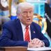 Donald Trump na zamkniętym posiedzeniu NATO oświadczył, że wojna na Ukrainie wymknęła się spod kontroli, podkreślając potrzebę działań i wsparcia Kijowa.