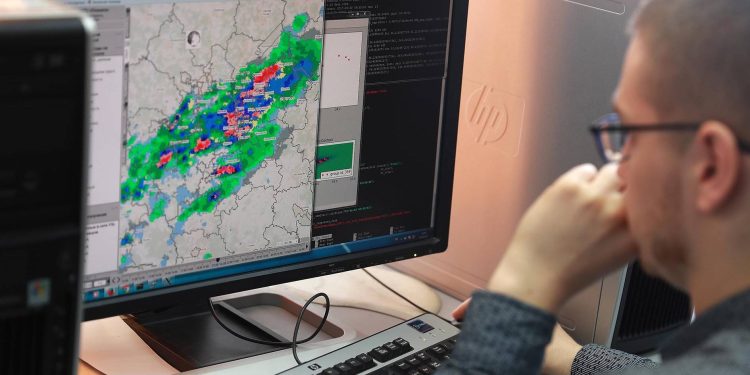 W Stanach Zjednoczonych zablokowano dostęp do krajowych raportów klimatycznych. Naukowcy ostrzegają, że może to zwiększyć ryzyko dla bezpieczeństwa i życia milionów Amerykanów.
