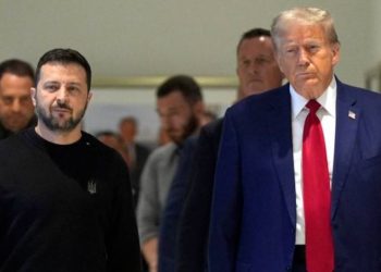 Trump obiecał Zełenskiemu dalsze wsparcie dla Ukrainy mimo zamrożenia dostaw. Pentagon zakończył przegląd pomocy i przygotowuje nowe zalecenia.