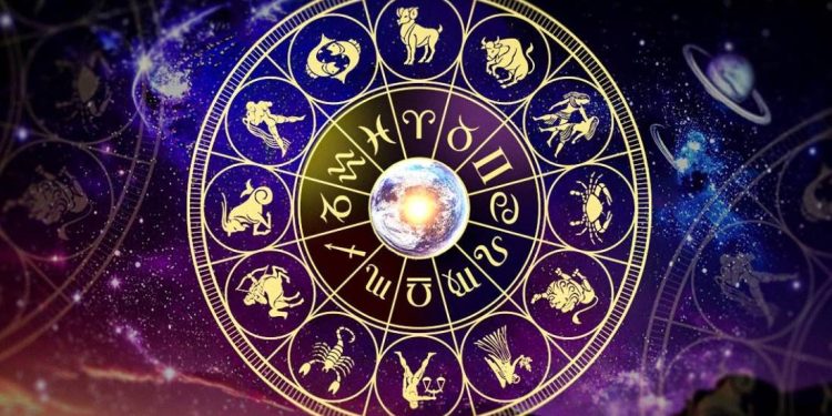 Sprawdź, co obiecuje horoskop na 25 lipca 2025 roku dla każdego znaku zodiaku. Prognoza na miłość, karierę i emocje w jednym dniu.